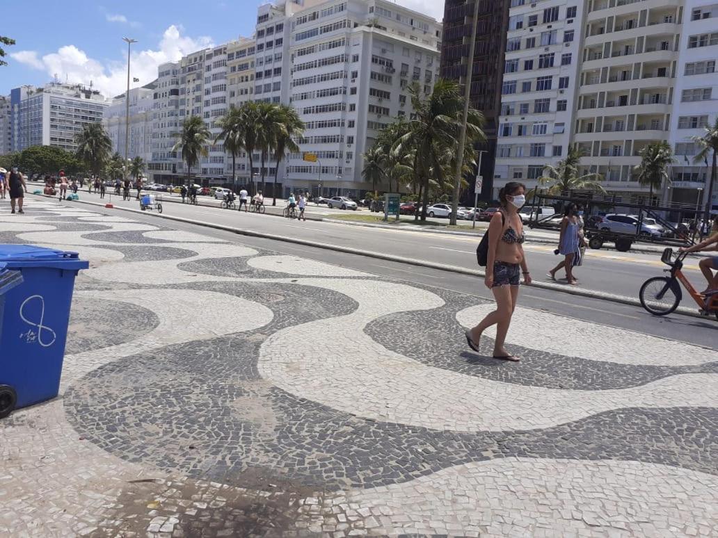 Quarto em Acomodações Particulares Copacabana Ampla Vista Mar